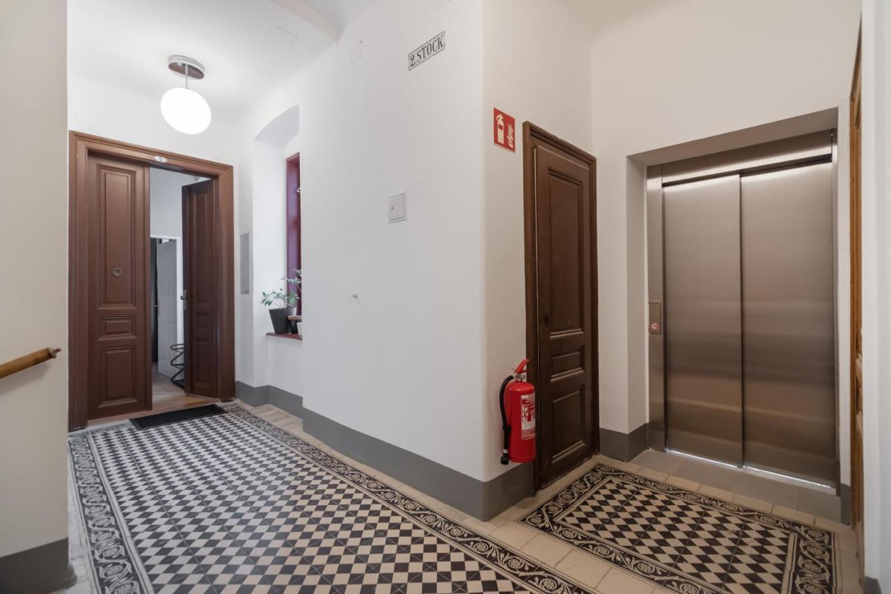 Hochwertiges Apartment Mit Direkter Anbindung Zum Zentrum In Hippen Viertel Viena Exterior foto