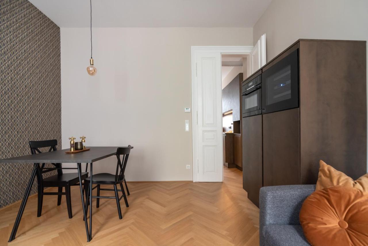 Hochwertiges Apartment Mit Direkter Anbindung Zum Zentrum In Hippen Viertel Viena Exterior foto
